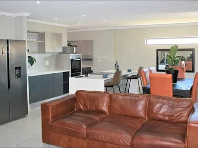 4 Bedroom Townhouse To Rent in Randburg - img