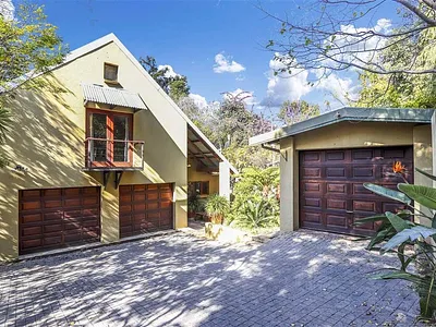 4.5 Bedroom House To Rent in Sandton - img