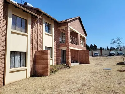 2 Bedroom Apartment To Rent in Midrand - pWlJ.webp