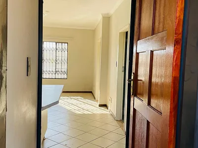 2 Bedroom Apartment To Rent in Midrand - oDmg.webp