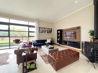 4 Bedroom House For Sale in Midstream Ridge Estate, Centurion - keJI.webp