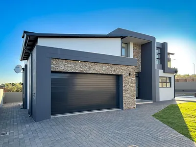 4 Bedroom House For Sale in Midrand - img