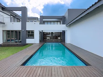 6 Bedroom House For Sale in Centurion - yGn6.webp