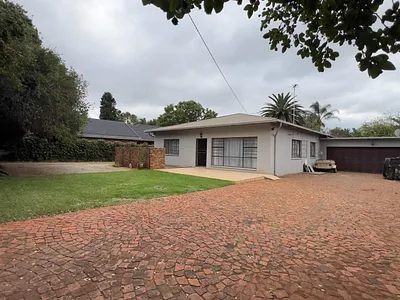 3 Bedroom House For Sale in Lyttelton Manor, Centurion - gHKc.webp