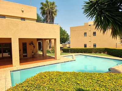 1 Bedroom Apartment To Rent in Pretoria - UaTp.webp