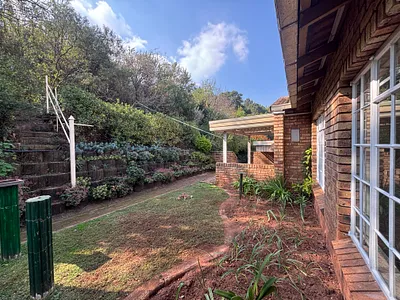 3 Bedroom Townhouse For Sale in Pretoria - Hlj0.webp