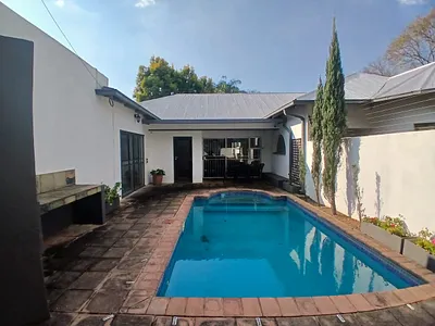 2 Bedroom Townhouse To Rent in Pretoria - img