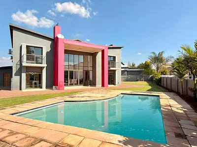 4 Bedroom House For Sale in Pretoria - zoAp.webp