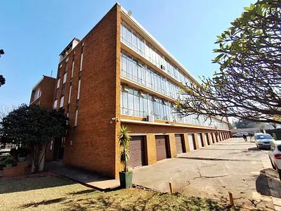 1 Bedroom Apartment For Sale in Pretoria - GGgv.webp