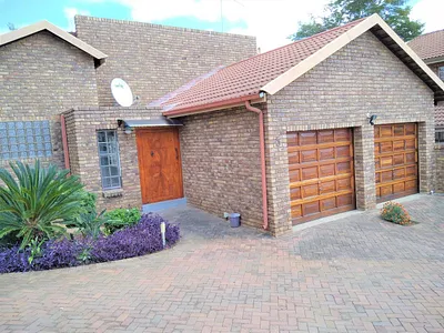 2 Bedroom House To Rent in Pretoria - ZJG7.webp