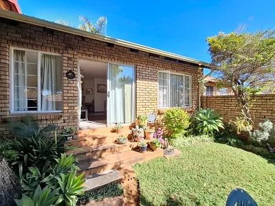 2 Bedroom Townhouse For Sale in Pretoria - vRcg.webp