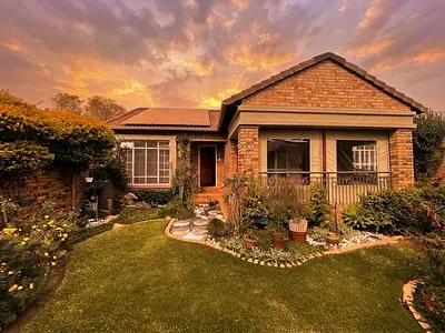 3 Bedroom Townhouse To Rent in Pretoria - aApb.webp