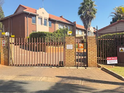 3 Bedroom Apartment For Sale in Pretoria - lMcn.webp
