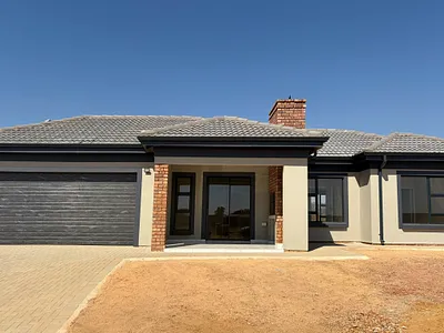 3 Bedroom House For Sale in Akasia - T3jc.webp