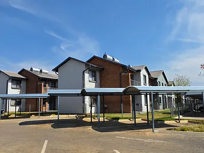 3 Bedroom Townhouse For Sale in Pretoria - img