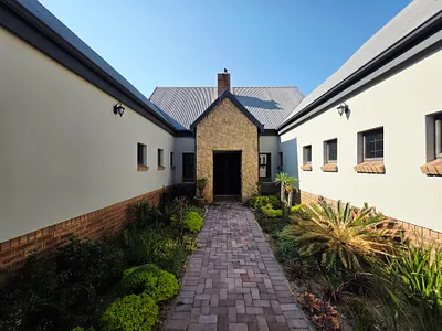 4 Bedroom House For Sale in Mookgopong - Jmrt.webp