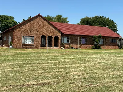 Farm For Sale in Bronkhorstspruit - psgE.webp