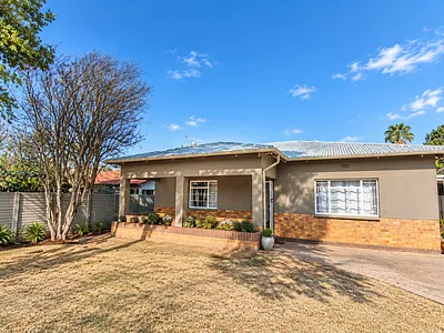 3 Bedroom House For Sale in Pretoria - p0pA.webp