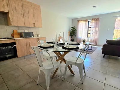 4 Bedroom Townhouse For Sale in Pretoria - oQYi.webp