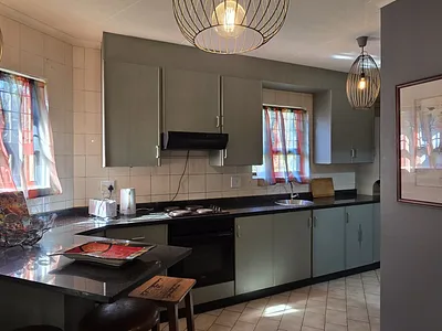 3 Bedroom Apartment For Sale in Pretoria - img