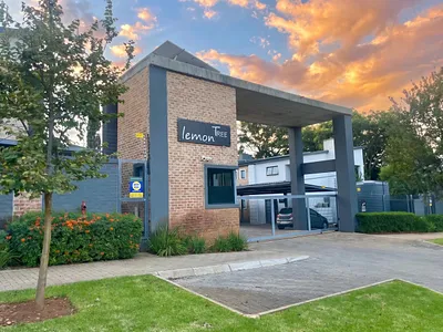 2 Bedroom Apartment For Sale in Pretoria - wIk4.webp