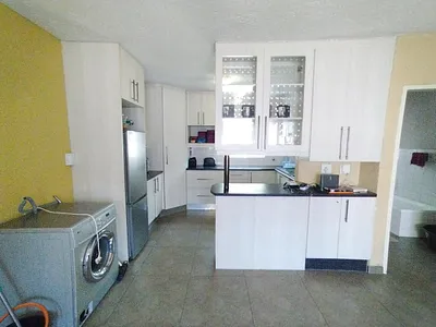 2 Bedroom Apartment For Sale in Centurion - hlzQ.webp