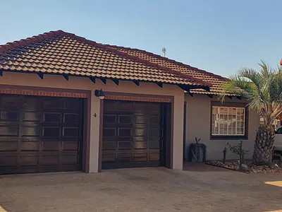 3 Bedroom Townhouse For Sale in Mookgopong - wweR.webp