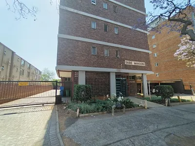 1 Bedroom Apartment For Sale in Pretoria - KGCa.webp