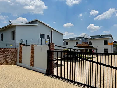 3 Bedroom Townhouse For Sale in Pretoria - BmJH.webp