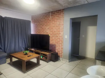 2 Bedroom Apartment For Sale in Boksburg - tJAu.webp