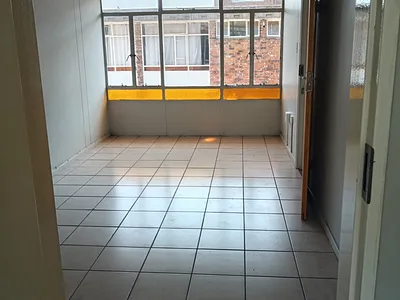 4 Bedroom Apartment For Sale in Pretoria - uZuN.webp