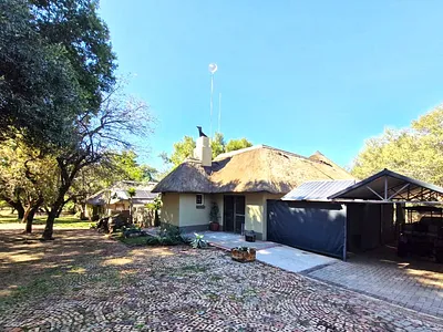 2 Bedroom House For Sale in Mookgopong - c9OA.webp
