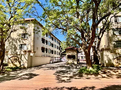 2 Bedroom Apartment For Sale in Pretoria - lKvB.webp