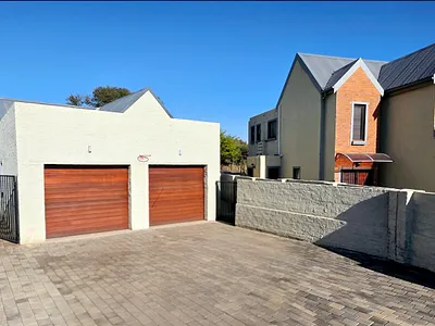 3 Bedroom House For Sale in Pretoria - DL5g.webp