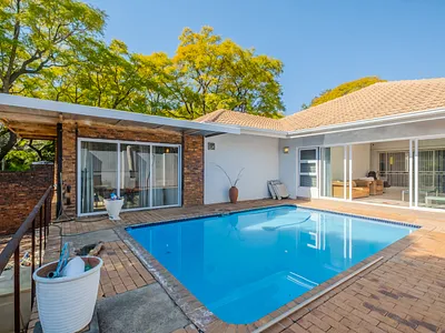6 Bedroom House For Sale in Pretoria - Qy8Q.webp