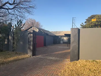 4 Bedroom House For Sale in Pretoria - ESHs.webp
