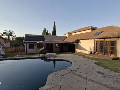 5 Bedroom House For Sale in Witbank - 3TnD.webp