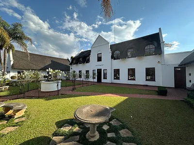 5 Bedroom House For Sale in Pretoria - KfyZ.webp