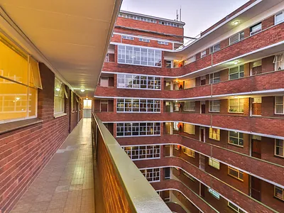 2 Bedroom Apartment For Sale in Pretoria - dD3i.webp