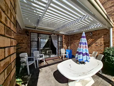 2 Bedroom Apartment For Sale in Pretoria - UMIS.webp