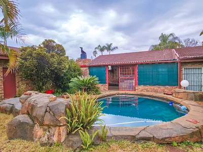 4 Bedroom House For Sale in Pretoria - y0GY.webp