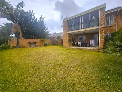 2 Bedroom Townhouse For Sale in Pretoria - r99w.webp