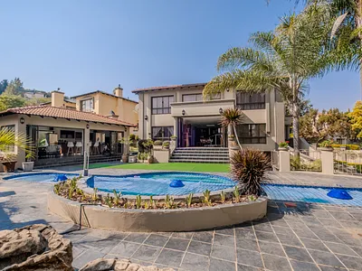 5 Bedroom Townhouse For Sale in Pretoria - img
