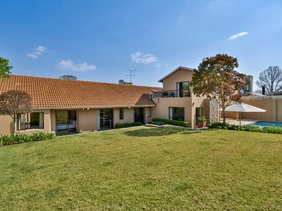 4 Bedroom House For Sale in Sandton - img
