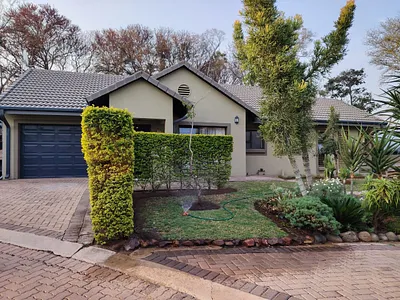 3 Bedroom Townhouse For Sale in Mookgopong - cz6F.webp