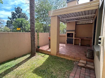 2 Bedroom Apartment To Rent in Pretoria - hJ9w.webp
