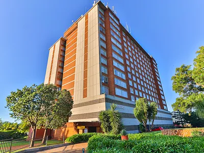 2 Bedroom Apartment For Sale in Pretoria - cQLX.webp