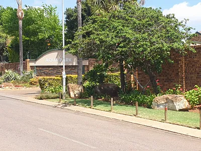 2 Bedroom Townhouse To Rent in Pretoria - img