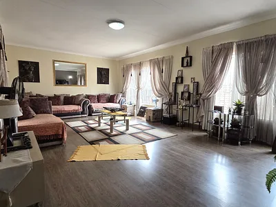 3 Bedroom Townhouse For Sale in Pretoria - pazY.webp