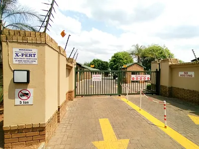 2 Bedroom Apartment For Sale in Centurion - 3DHn.webp